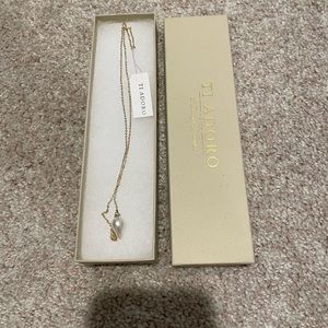 Ti Adoro Nara Necklace from BHLDN singular Pearl necklace